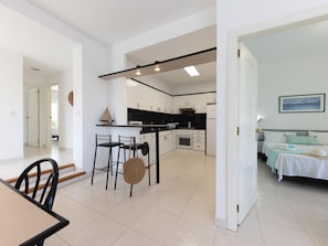 3 chambres, fer et planche Ă repasser, accĂšs Internet, draps fournis