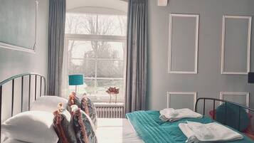 Deluxe Double Room | Blackout drapes, iron/ironing board, free WiFi