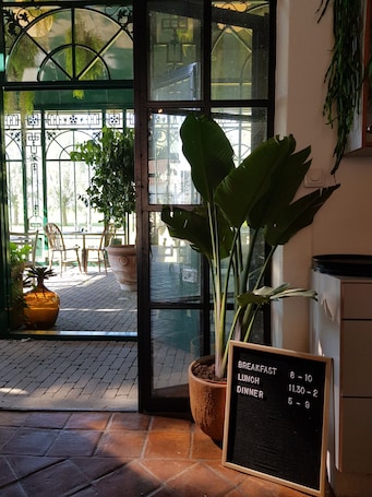 Restaurante. Idala Gard