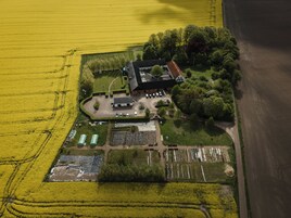 Fachada de la propiedad