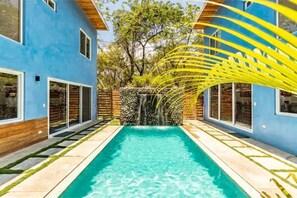 Pool - Nosara Blue: Casa Castro - Walk to Sunsets! BBQ! (Nosara)