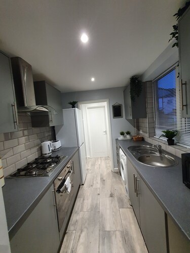 “Family-Friendly Fun: Spacious Home Near Top Attractions”