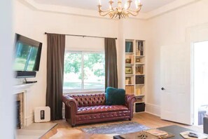 Living area - Port Talbot White House. (Fingal)