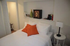 1 Schlafzimmer, Schreibtisch, Bügeleisen/Bügelbrett, kostenloses WLAN