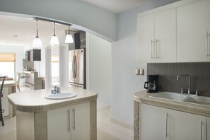 Table de salle Ă manger