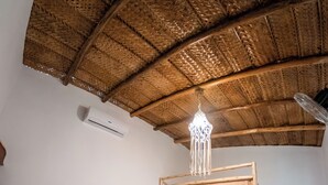 Premium bedding, minibar, WiFi (free), bed sheets - Hotel Beso de Sal Boutique (Colan)