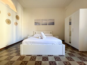 Leilighet – deluxe | 2 soverom, sengetøy av topp kvalitet, dundyner og senger med overmadrass