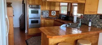 Gatekeeper’s Cottage at Chinaberry Grove..