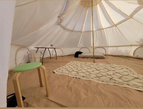 Spacious Canvas Glamping Bell Tent
