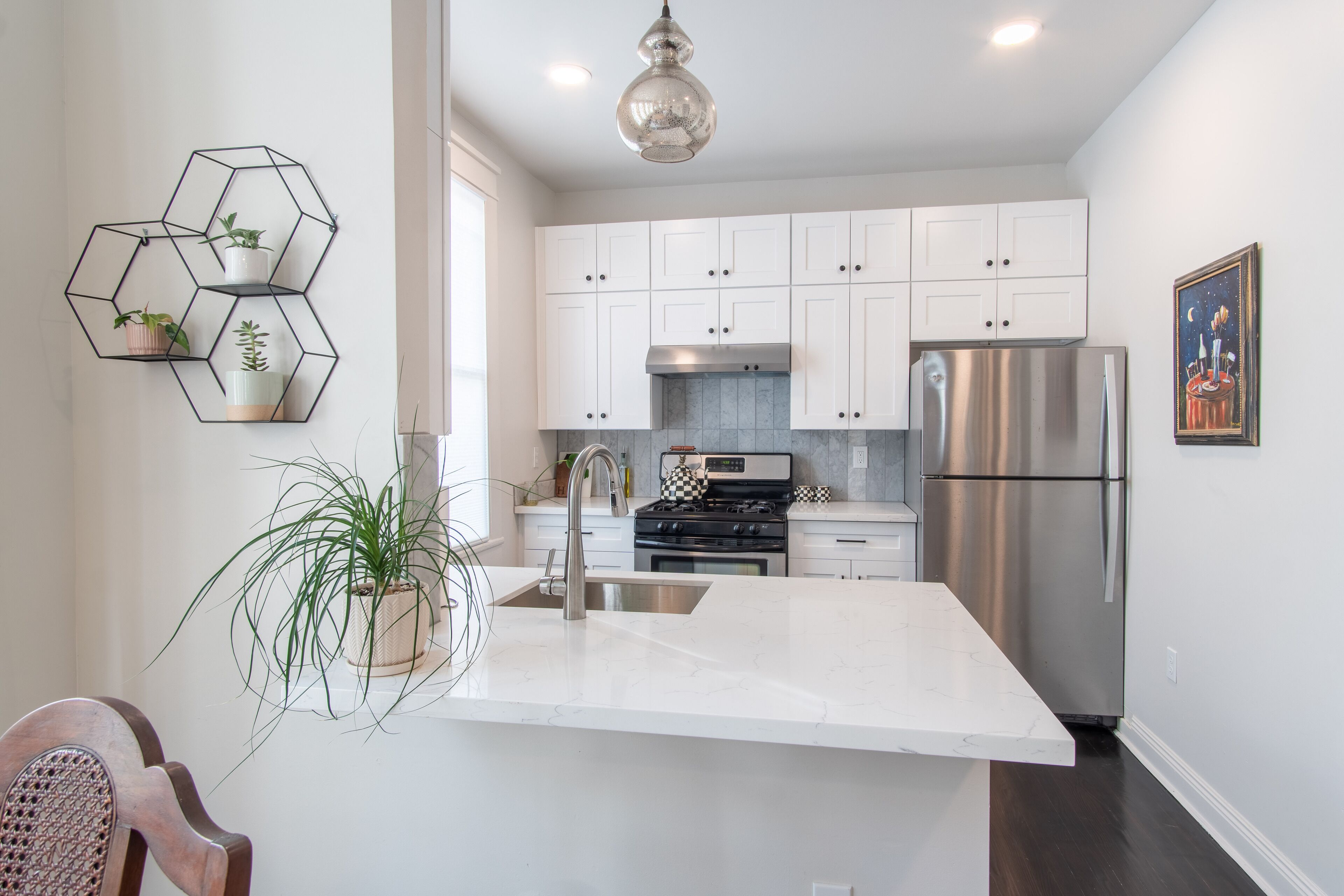 雪櫃、微波爐、焗爐、爐具