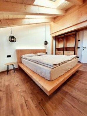 Room - Aunt Concetta Apartments - 3rd floor (Santo Stefano di Cadore)