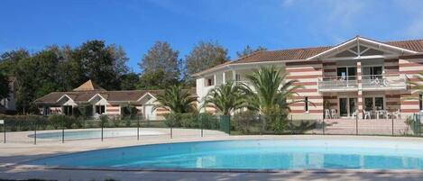 Utomhuspool