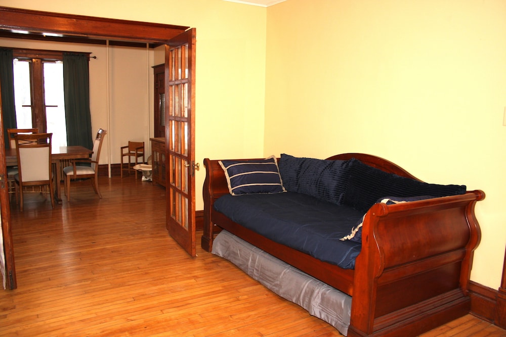 Spacious Historic Gem with Modern Features Wabasha Vrbo