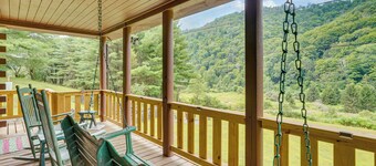 Charming Austin Cabin on 96 Acres of Land!