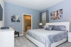 6 chambres, fer et planche à repasser, Wi-Fi, draps fournis