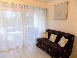 Télévision à écran plat