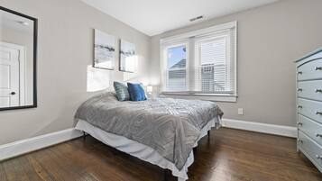 6 bedrooms, iron/ironing board, travel crib, WiFi