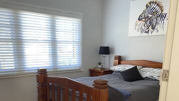 3 Schlafzimmer, Bügeleisen/Bügelbrett, Bettwäsche