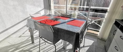用餐