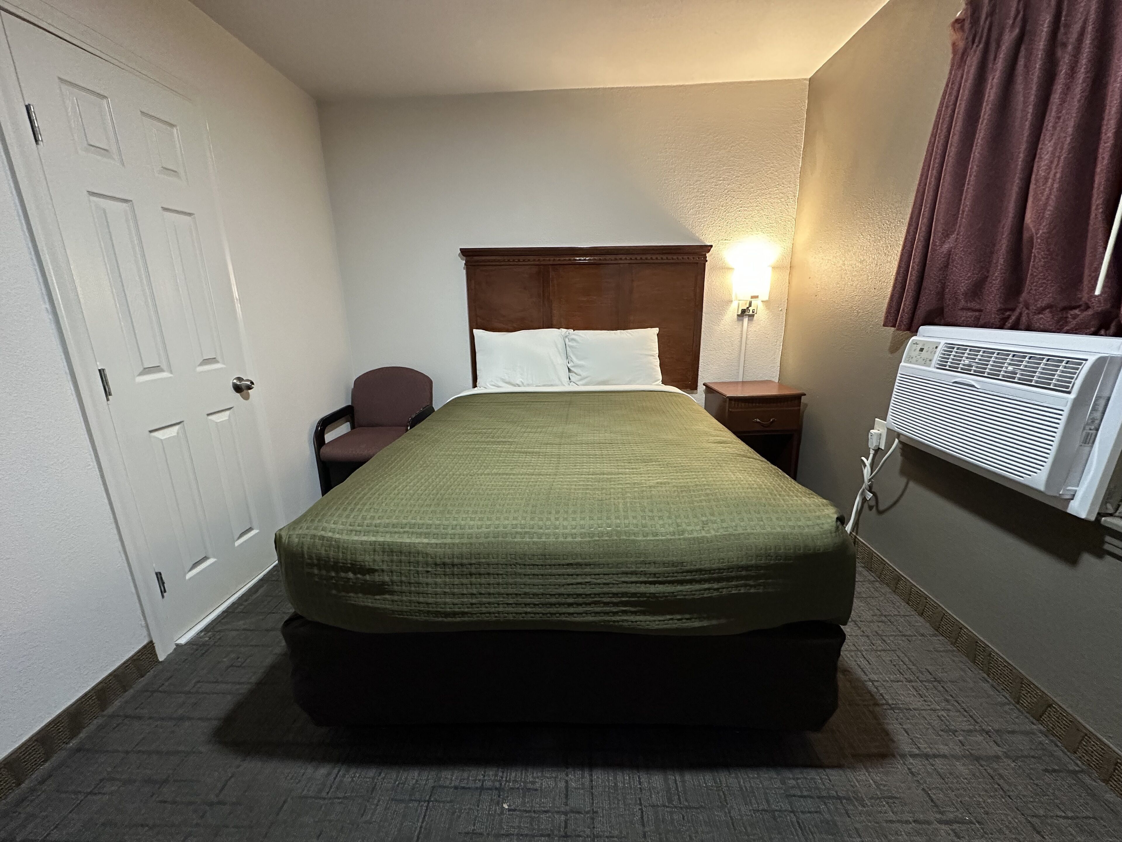 Premium bedding, individually furnished, free WiFi, bed sheets
