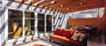 Hangar 18 @ Area 51 | Themed | Pet Friendly