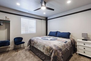 5 bedrooms, iron/ironing board, travel crib, free WiFi