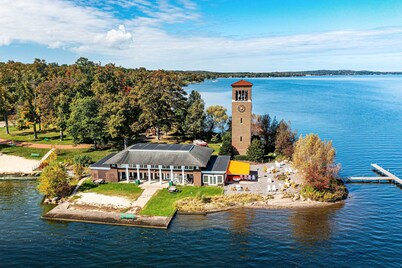 Historic Bemus Point Studio w/ Porch: Walk to Lake