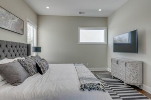 6 soveværelser, strygejern/strygebræt, Wi-Fi, sengetøj