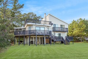Exterior - Ryokan - Water views, Shared Boat Launch! (Chincoteague Island)