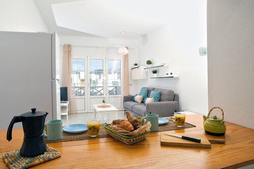 Casa Hespi - View to Famara Beach By LVH