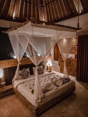 Egyptian cotton sheets, premium bedding, laptop workspace, free WiFi - Tirta sari (Sebatu)