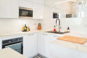 Fridge, microwave, oven, dishwasher