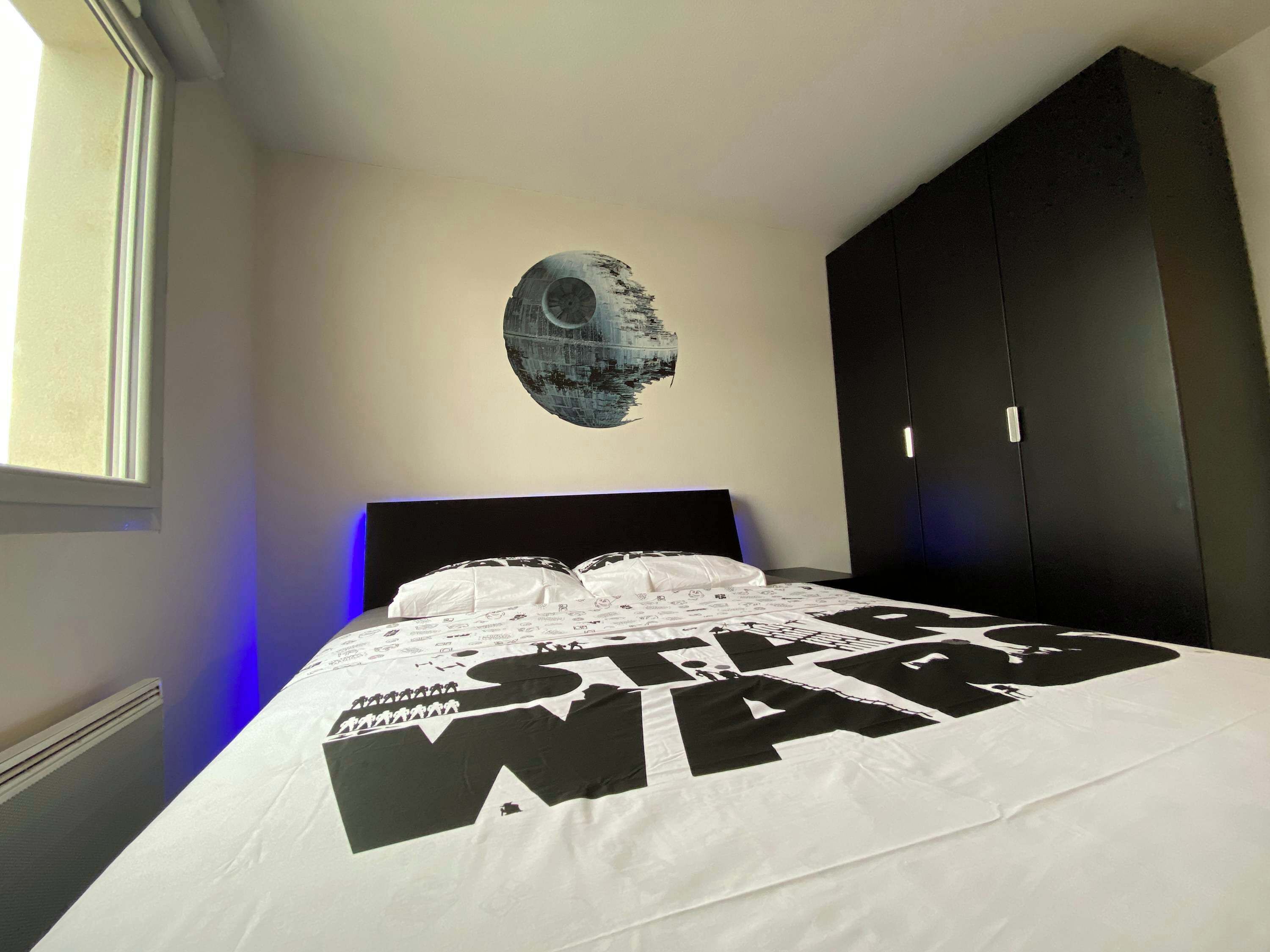 1 chambre, bureau, Wi-Fi gratuit, draps fournis