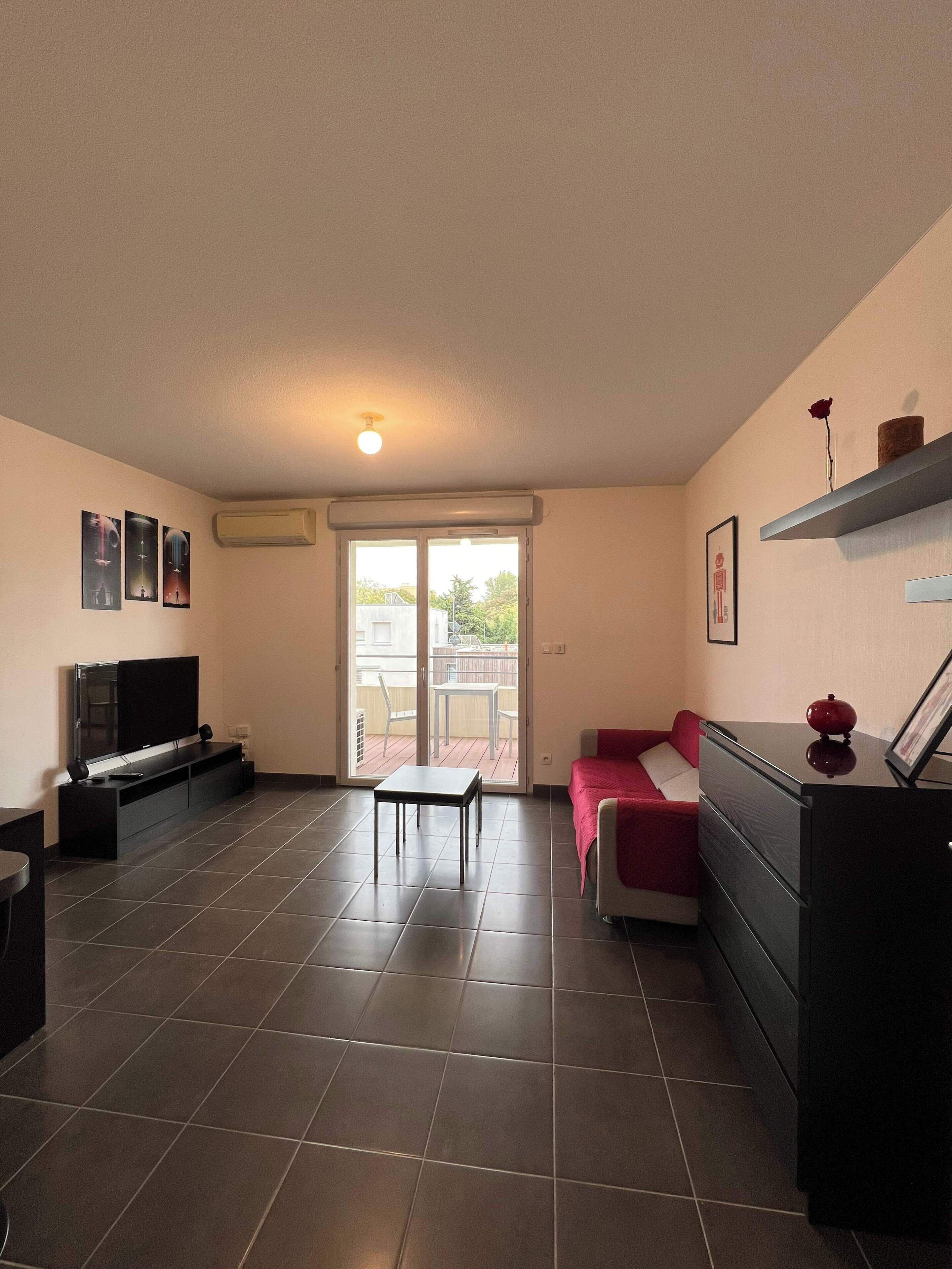 Télévision, espaces bureaux