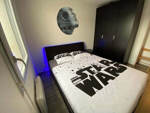 1 bedroom, desk, free WiFi, bed sheets - Le Skywalker - 4p - Cartoucherie - Parking (Toulouse)