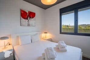 4 間睡房、熨斗/熨衫板、免費 Wi-Fi、床單