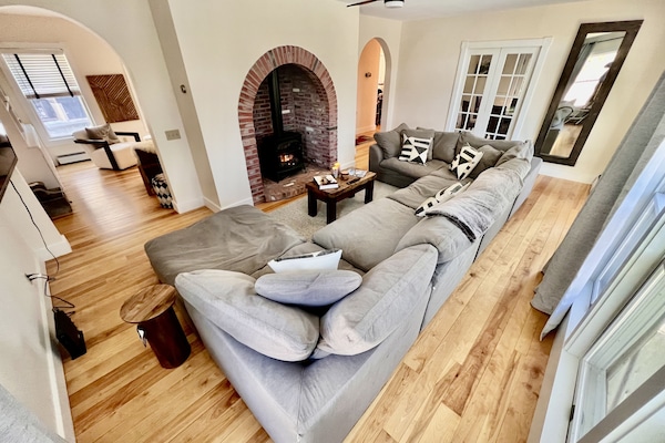 Smart TV, fireplace, video games, books