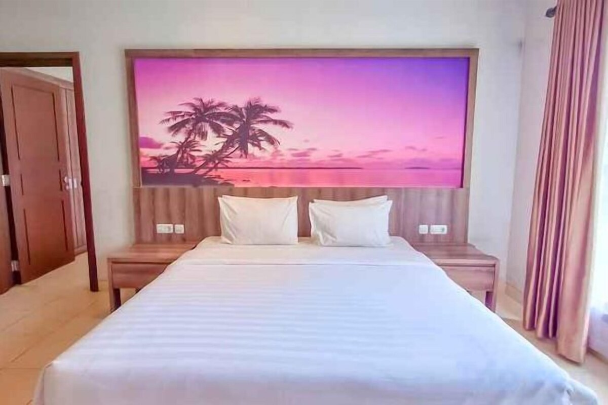 WiFi (free), bed sheets