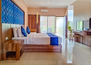 Free WiFi, bed sheets - Sekuro Village Beach Resort (Mlonggo)