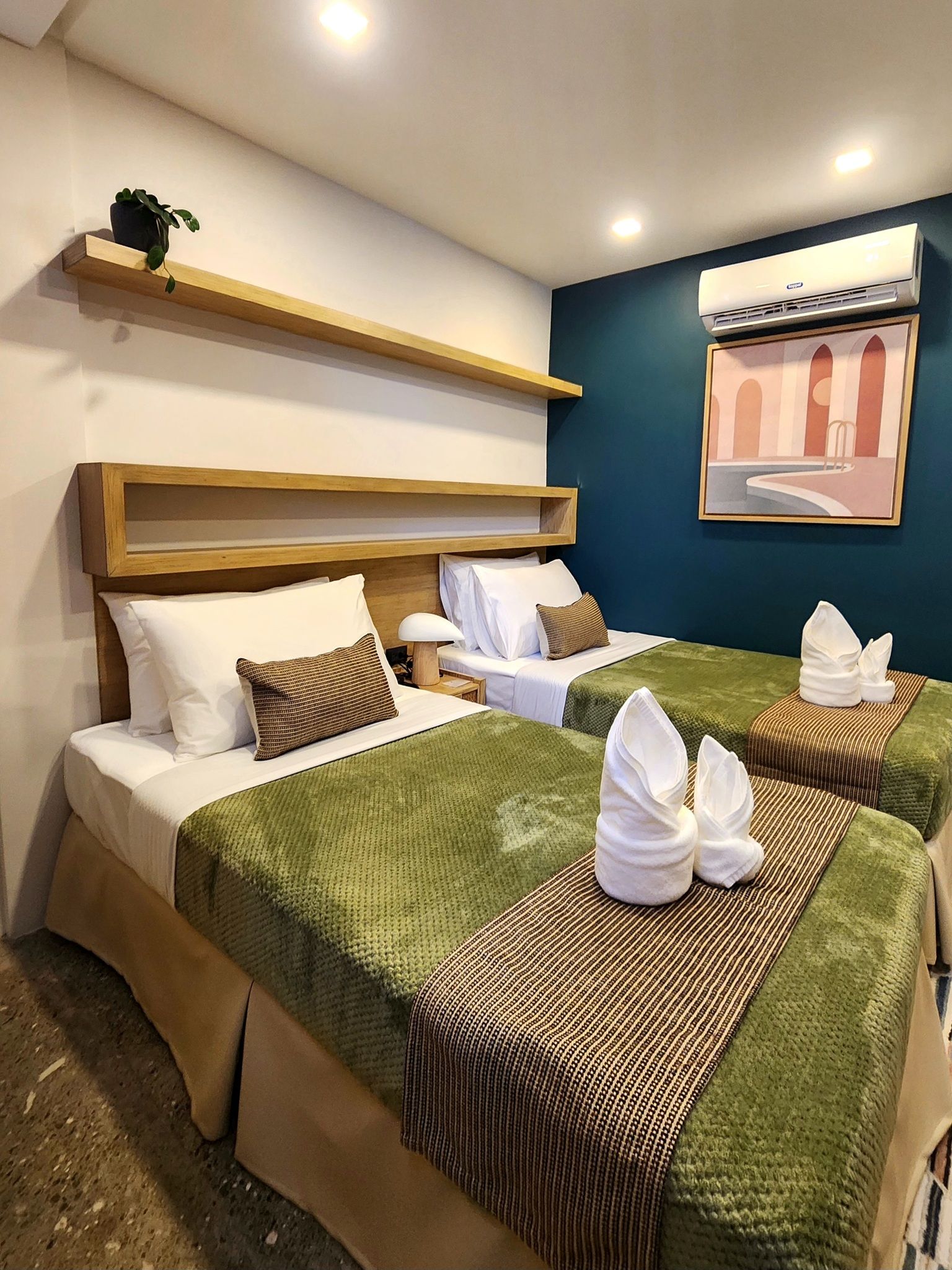 Deluxe Twin Room
