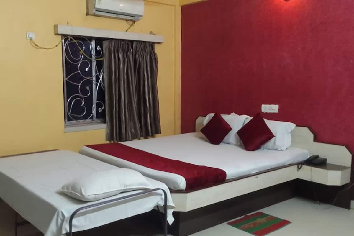 Egyptian cotton sheets, premium bedding, down duvets, memory-foam beds