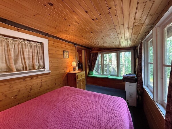 Bedroom 1 on first floor - Grandma's Rustic Cottage (Westmore)