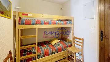 1 quarto