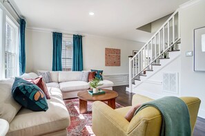 Télévision, cheminée, Netflix, services de streaming