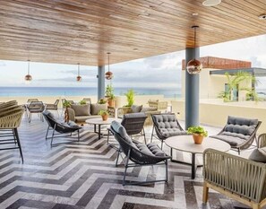 Shared rooftop sun loungers