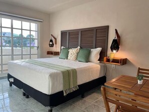 1 bedroom, iron/ironing board, WiFi, bed sheets - Cozy Studio Downtown (CancÃºn)