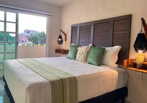 1 bedroom, iron/ironing board, WiFi, bed sheets - Cozy Studio Downtown (CancÃºn)