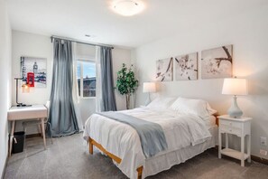4 chambres, literie de qualité supérieure, bureau