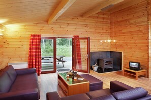Smart TV - Chalet in Belgium with Cozy Wood Interior (Oignies)