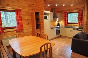 Micro-ondes, four, plaque de cuisson, lave-vaisselle